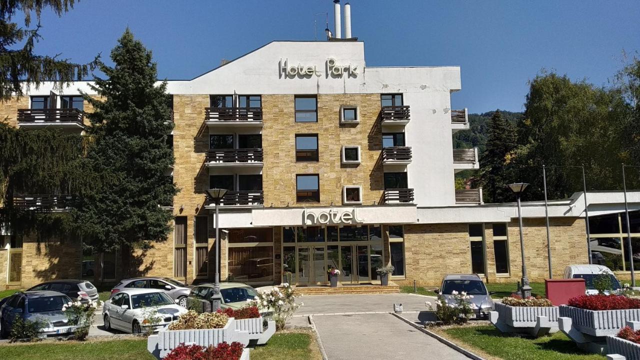 Hotel Park 이바니차 외부 사진