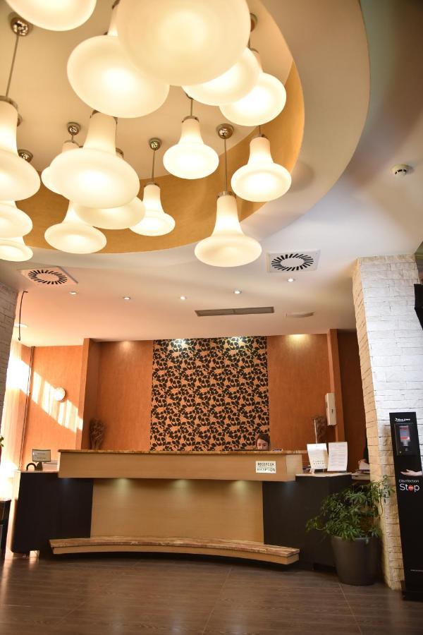 Hotel Park 이바니차 외부 사진