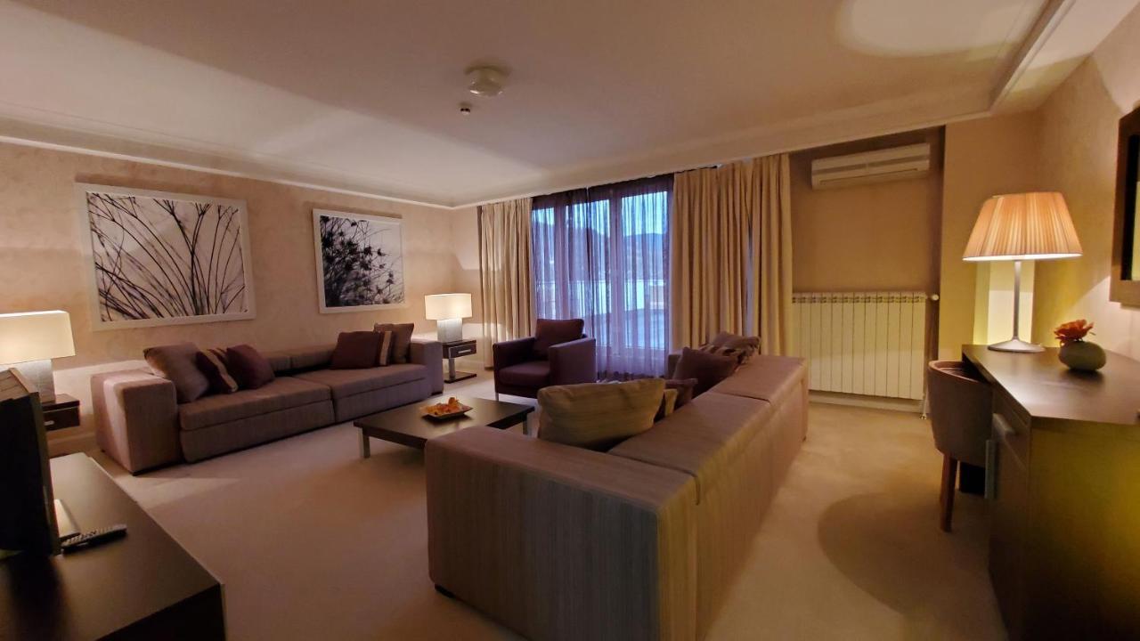 Hotel Park 이바니차 외부 사진