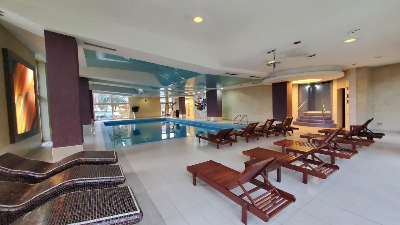 Hotel Park 이바니차 외부 사진