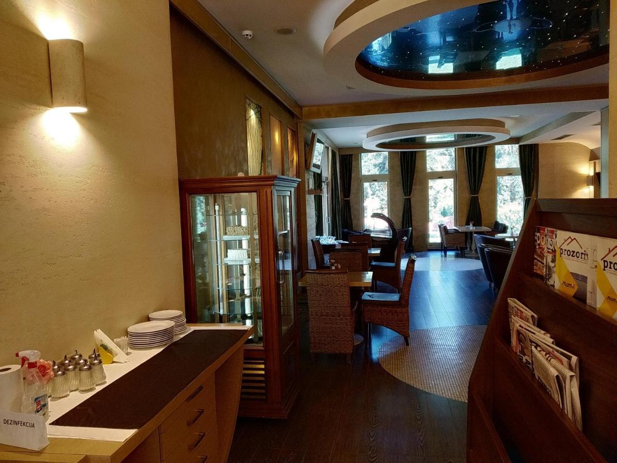 Hotel Park 이바니차 외부 사진