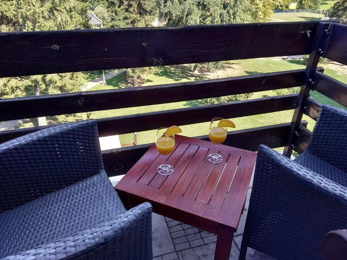 Hotel Park 이바니차 외부 사진